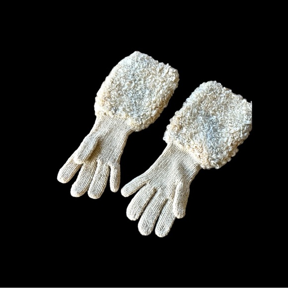 RARE! VINTAGE CURLY LAMB WOOL GLOVES - Picture 5 of 15